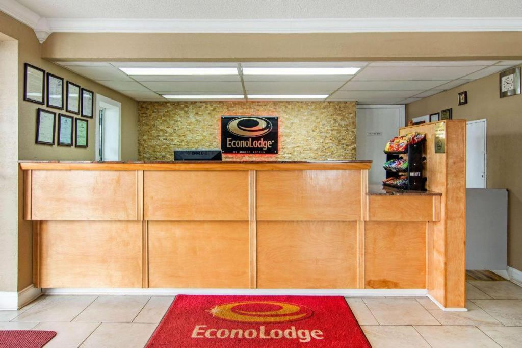 Econo Lodge Madison Eksteriør bilde